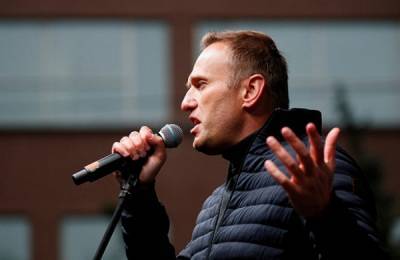 Врач поделился подробностями лечения Навального