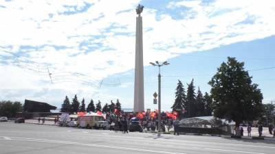 Ульяновские коммунисты провели «встречу» с людьми из других регионов, перекрыв центр города