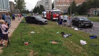 Водитель Volkswagen сбежал, устроив жесткое ДТП на Тамбасова