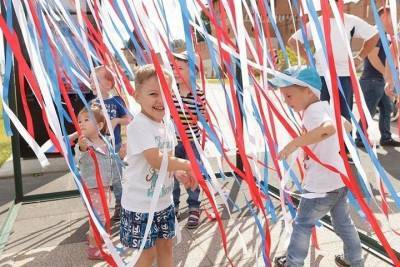 Тула и Тульская область отмечают День Государственного флага
