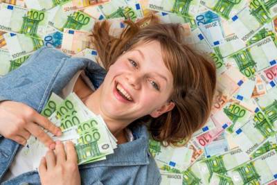 1200 евро за просто так: в Германии проводят финансовый эксперимент