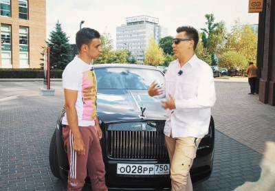 Блогер Дмитрий Портнягин похвастался своим роскошным Rolls-Royce за 22 миллиона рублей
