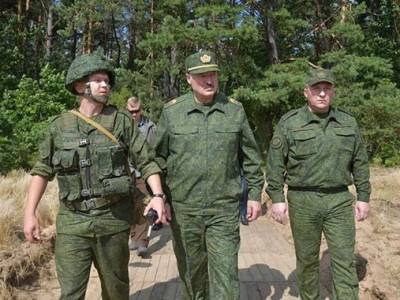 Лукашенко заявил, что в случае нарушения госграницы белорусские войска будут реагировать без предупреждения