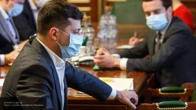 Зеленский заявил о первой волне коронавируса на Украине