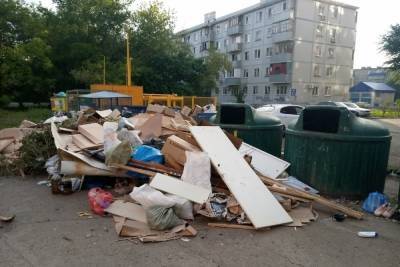 В Оренбурге жители Березки жалуются на завалы мусора