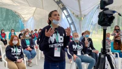На молодежном форуме «Ладога» делегация из Петербурга получила 9 грантов