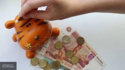 Вероятность новых выплат семьям с детьми до 16 лет оценили в Совфеде