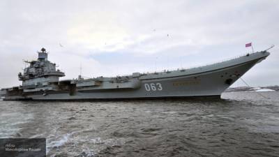 ОСК оценила ущерб от пожара авианосцу "Адмирал Кузнецов" в 350 млн рублей
