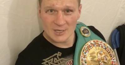 Россиянин Поветкин нокаутировал британца Уайта в бое за титул мирового чемпиона