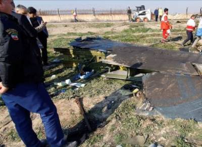 Иран обнародовал данные с бортовых самописцев самолета, разбившегося под Тегераном
