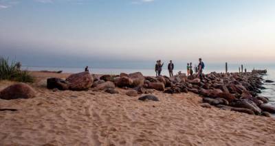 Хуже еще не было: названы самые грязные и самые чистые пляжи Латвии