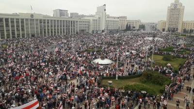 Сторонники оппозиции вышли на митинг в центре Минска