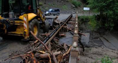 Река в горах Грузии вышла из берегов: последствия наводнения для окрестных сел - видео