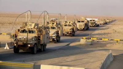Более 50 единиц американской бронетехники проследовали из Ирака в Сирию