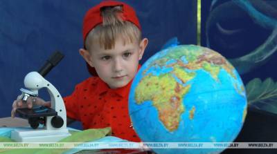 "Беларусь 1" поможет родителям первоклашек подготовиться к школе: советы от психолога