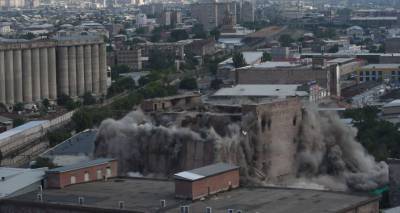 "Непокоримый хладокомбинат": в Ереване в четвертый раз попытаются взорвать "Дзюник"