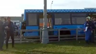 Названа причина ДТП с грузовиком и автобусом на Калужском шоссе