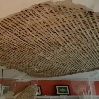 В театральном музее имени Бахрушина в Москве обрушился потолок, пострадала женщина