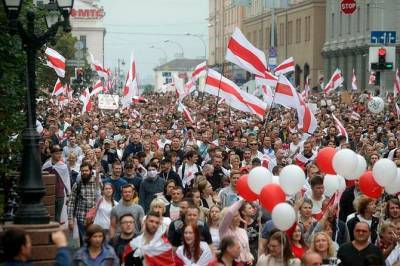 Николай Калмыков: Польша стимулирует протесты в Белоруссии, так как белорусские мигранты ей выгоднее, чем сирийские беженцы