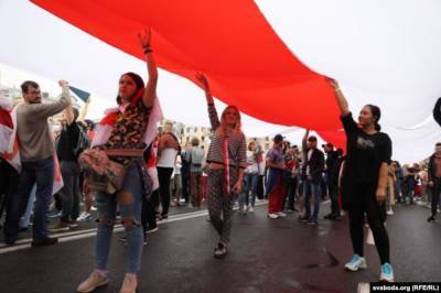 Будете иметь дело с армией: Минобороны Беларуси угрожает протестующим