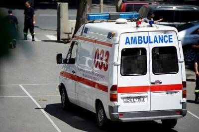 В Грузии микроавтобус сорвался в ущелье: погибли по меньшей мере 12 человек