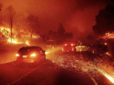 «Шокирующие снимки»: масштабные пожары в Калифорнии сняли из космоса
