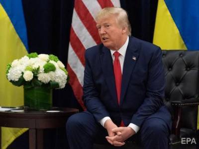 "Аплодирую вашим усилиям". Трамп поздравил Украину с Днем Независимости