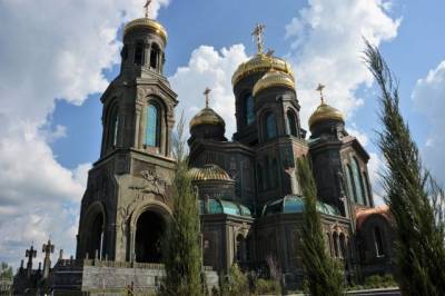 В РФ награждены более 600 человек, участвовавших в строительстве храма ВС