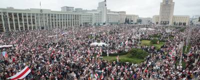 В Минске акция протеста оппозиции собрала до 250 тысяч человек