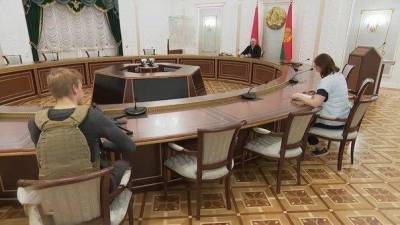 Лукашенко схватился за автомат из-за очередной акции протеста в Минске