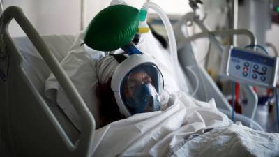 15 человек скончались за сутки от коронавируса и пневмонии