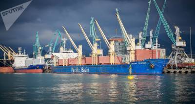 Порт в Батуми увеличил переработку грузов на 18%