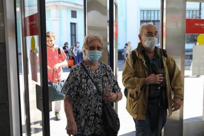 Власти Подмосковья отменили режим самоизоляции для людей старше 65 лет