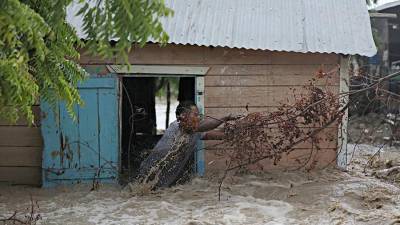На Гаити пять человек погибли из-за тропического шторма «Лаура»