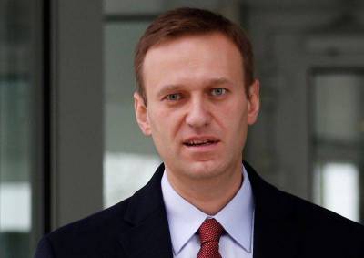 Навальный выживет после "отравления" -- активист