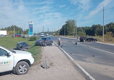 В массовой аварии на Ряжском шоссе пострадали два человека