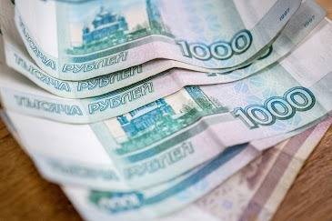 Аналитики обнаружили рост свободных денег у россиян и разошлись в оценках этого явления