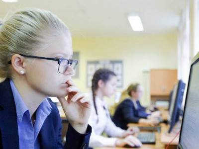 В ряде школ Красноярска ученики частично останутся в режиме «дистанционки»