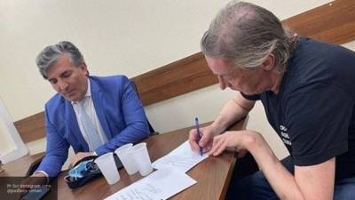 Ефремов вернул Пашаеву статус защитника по делу о ДТП