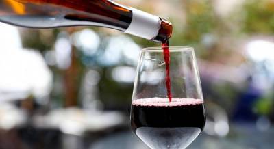 Дети пьющих родителей чаще сталкиваются с алкоголизмом во взрослой жизни - ученые