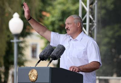 Лукашенко испытает российскую вакцину от коронавируса