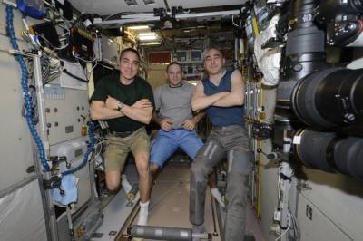 Космонавты не нашли место утечки кислорода в американском сегменте МКС