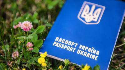 Украинцы смогут въезжать в Белоруссию только по загранпаспорту