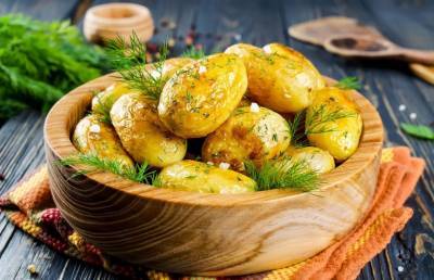 Самое полезное и самое вредное блюдо из картофеля назвала врач