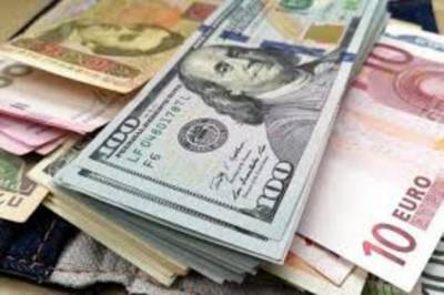 Доллар подорожал на межбанке: что происходит с валютой