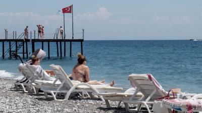 Турпоток из РФ в Турцию упал в 11 раз за семь месяцев