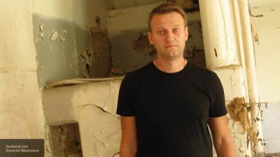 Медики из Омска не обнаружили ингибиторы холинестеразы в крови Навального