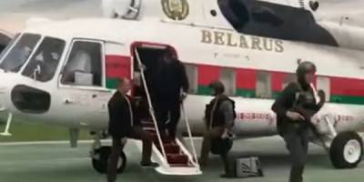 Оппозиция Беларуси призвала полицию проверить, кто дал автомат 15-летнему сыну Лукашенко
