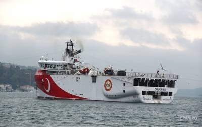 Турция осудила учения Греции в Средиземном море