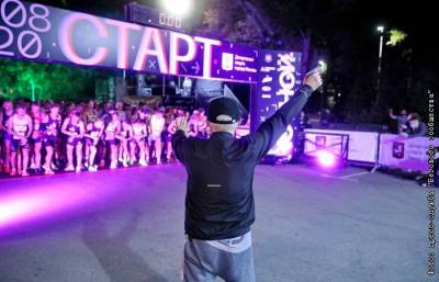 Свыше 6 тысяч человек приняли участие в Ночном забеге в Москве